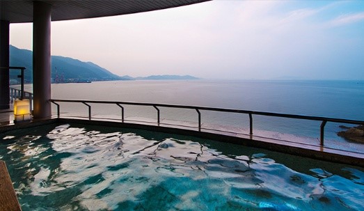 European-style open-air bath